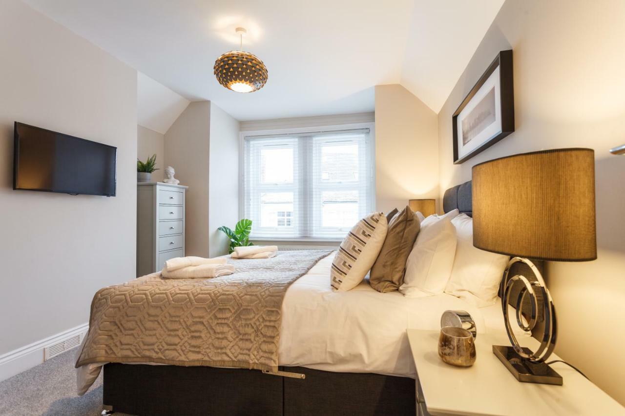 Stylish Town Centre House - 300Mbps, Parking & Sunny Decking Apartamento Bournemouth Exterior foto