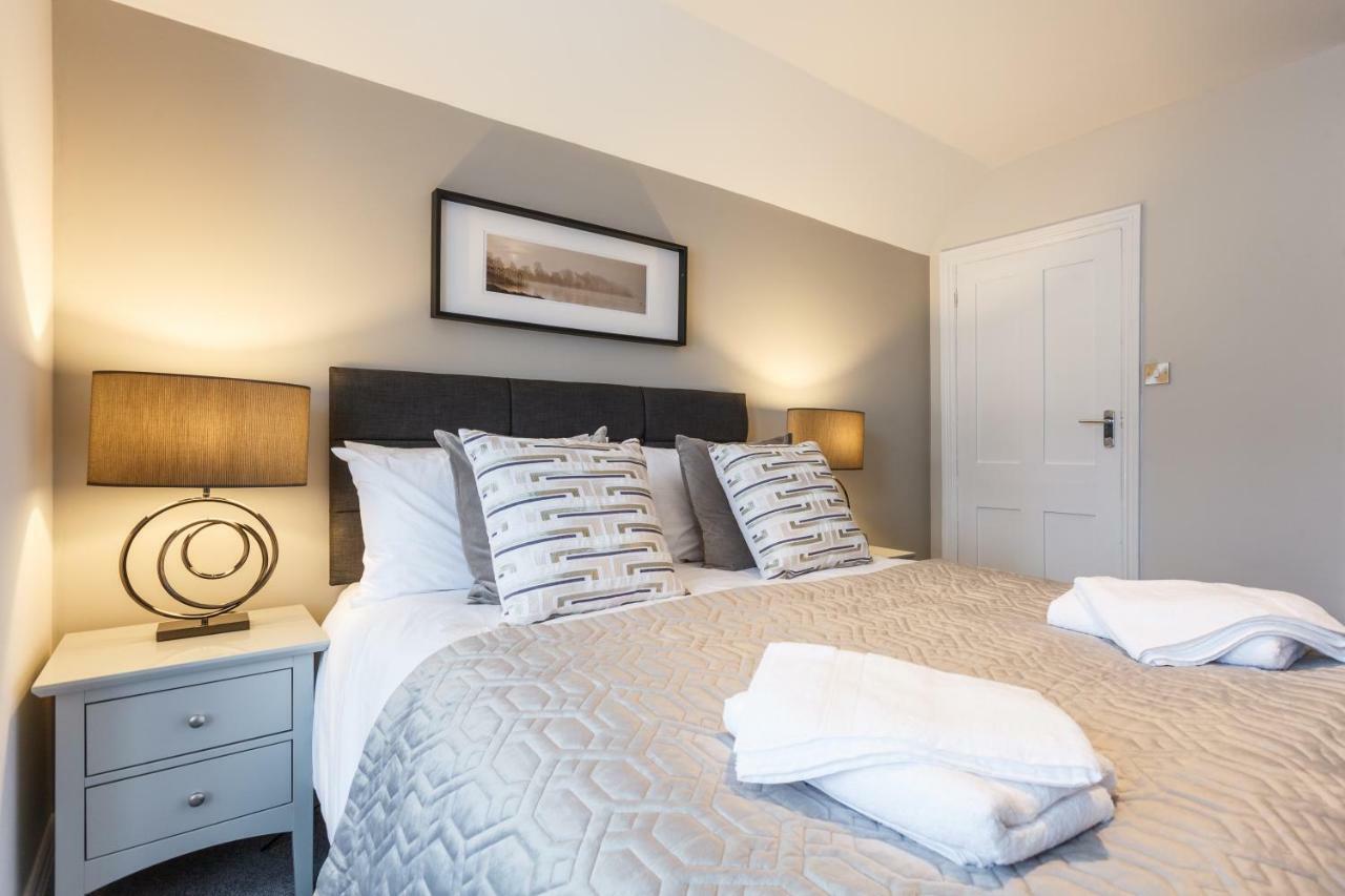 Stylish Town Centre House - 300Mbps, Parking & Sunny Decking Apartamento Bournemouth Exterior foto