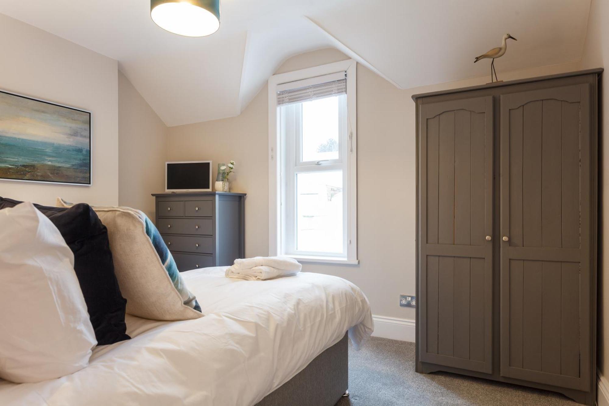 Stylish Town Centre House - 300Mbps, Parking & Sunny Decking Apartamento Bournemouth Exterior foto